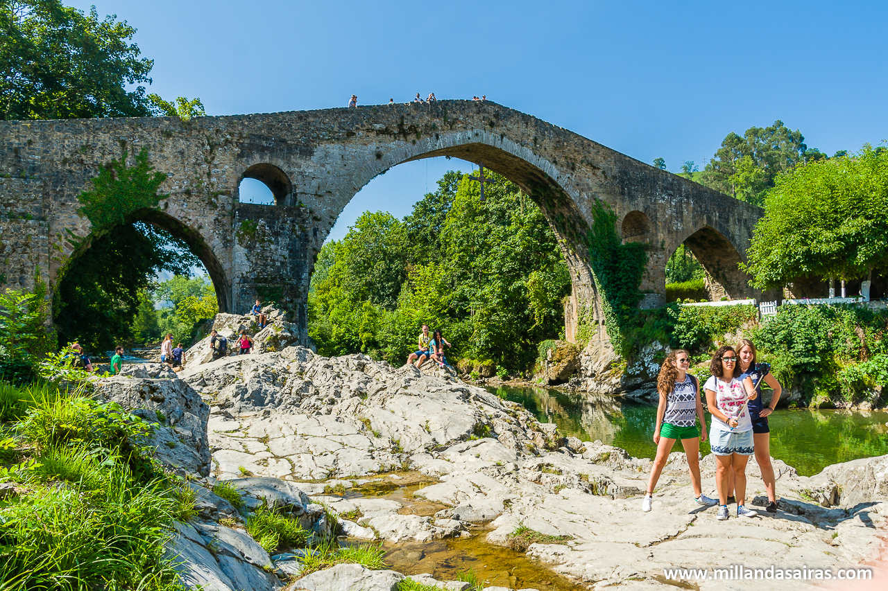 Entorno del puente romano sobre el río Sella