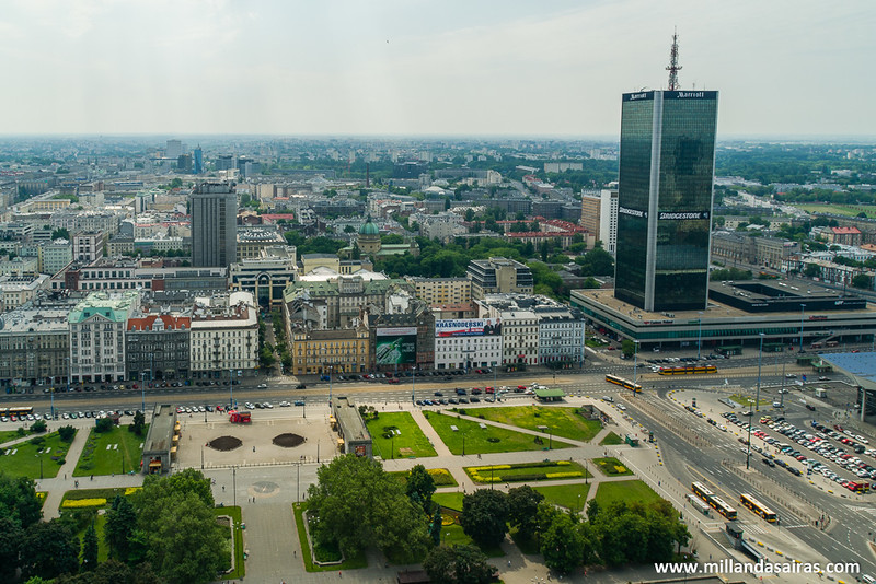 Vistas de Varsovia y la Plaza del Desfile