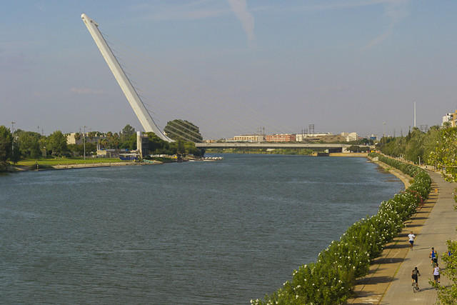 Rio Guadalquivir y puente del Alamillo - Sevilla